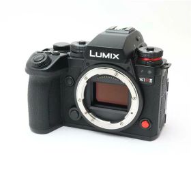【中古】 《美品》 Panasonic LUMIX S1RII ボディ DC-S1RM2 [ デジタルカメラ ]
