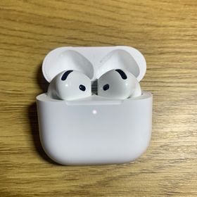 アップル(Apple)のApple AirPods 第4世代 ノイズキャンセリング付きなし(ヘッドフォン/イヤフォン)