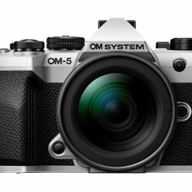 [新品]OM SYSTEM オーエムシステム ミラーレス一眼カメラ OM-5 Mark II 12-45mm F4.0 PRO レンズキット シルバー（キャッシュバックキャンペーン対象商品）