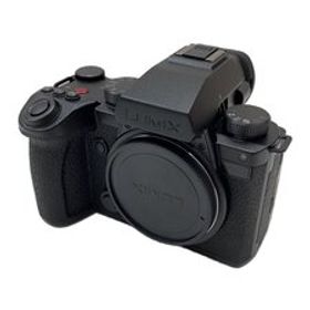 Panasonic◆デジタル一眼カメラ LUMIX DC-S5M2X ボディ DC-S5M2X-K