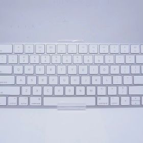 【全品ポイント10倍！要エントリー】【期間限定セール】アップル Apple Magic keybord A1644 【中古】