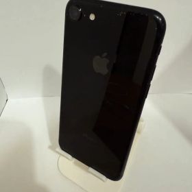 Apple iPhone7 32GB ブラック 本体 初期化済み