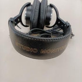 ダイナミックステレオヘッドフォン MDR-CD900ST SONY