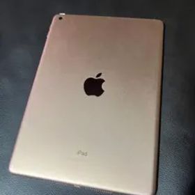 【美品】Apple iPad 第6世代 Wi-Fi 128GB カバー付き