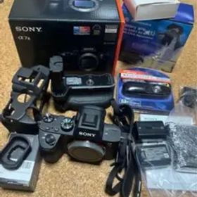 送料込み美品旅行やアウトドアキャンプSONYILCE-7M3α7III付属品