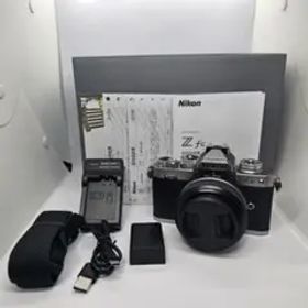 Nikon Z fc 28/2.8 SE Kit