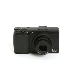 【中古】 (リコー) RICOH GR DIGITAL III【中古カメラ コンパクトデジカメ】 ランク：B