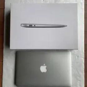 アップル MacBook Air (11-inch, Mid 2012)