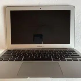 アップル MacBook Air (11-inch, Early 2014)