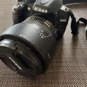 Nikon D3100 AF-S NIKKOR 18-70mmセット