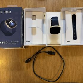 フィットビット(Fitbit)のFitbit VERSA 3 MIDNIGHT SOFT GOLD(その他)