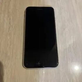 【ジャンク品】iPhone SE(第３世代) 128GB スターライト 本体