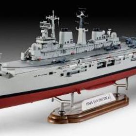 1/700 HMS インヴィンシブル(フォークランド紛争) プラモデル