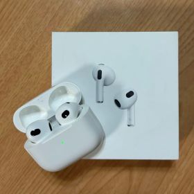 Apple AirPods 第三世代 ホワイト