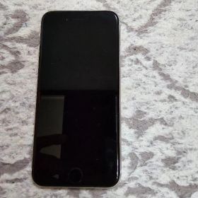 iPhone se3 (第3世代) 64GB