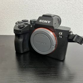 【極美品】Sony α7 III ミラーレス一眼 本体