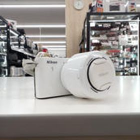 ミラーレス一眼 NIKON1 J1 NIKON