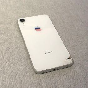 Apple iPhone XR 128GB ホワイト本体【ジャンク品】