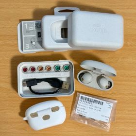 美品 WF-1000XM5 プラチナシルバー 本体7月新品交換 ピース新品L付き