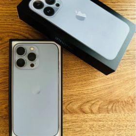 【美品・Apple点検済】iPhone13 Pro 128GB ブルー 海外製