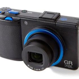 【入手困難】STUSSY x RICOH GR DIGITAL III