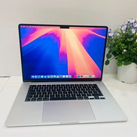 Macbook Air M2 15インチ メモリ8GB/256GB