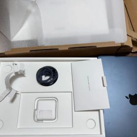 MacBook Air (M2, 2022) 本体