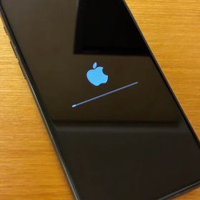 iPhone 11 Pro 256GB ミッドナイトグリーン 新品 69,800円 中古