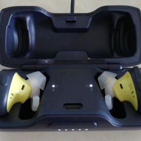 BOSE SoundSport Free wireless headphones