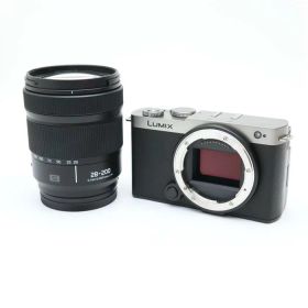 【中古】 《美品》 Panasonic LUMIX S9 高倍率ズームレンズキット DC-S9H-S ダークシルバー [ デジタルカメラ ]