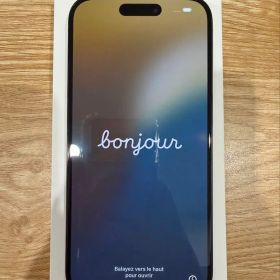 Apple iPhone 15 Pro スペースブラック