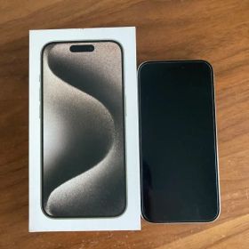 iPhone 15 Pro 本体