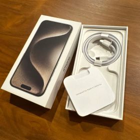 Apple iPhone 15Pro ナチュラルチタニウム