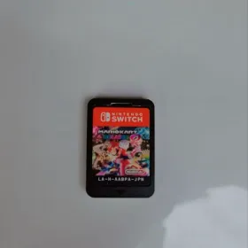 マリカー8(マリオカート8 デラックス) Switch 新品¥4,500 中古¥3,850