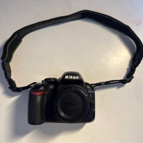 Nikon D3100 デジタル一眼レフカメラ