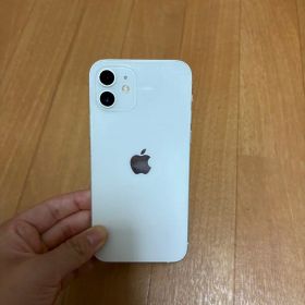 Apple iPhone 12 128ギガ ホワイト 本体