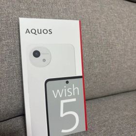 AQUOS wish5 メルカリの新品＆中古最安値 | ネット最安値の価格比較