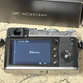 【シャッター回数 3100】FUJIFILM X100F シルバー 箱あり 富士