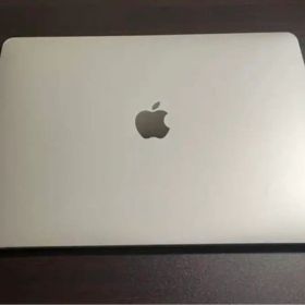 MacBook Pro 2017 13インチ