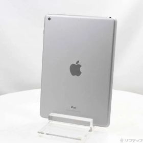 〔中古品〕 iPad 第6世代 32GB スペースグレイ MR7F2J／A Wi-Fi【295】