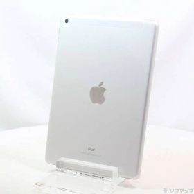 〔中古品〕 iPad 第6世代 32GB シルバー MR6P2J／A docomoロック解除SIMフリー【258】