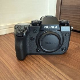 （美品（FUJIFILM X-H1 & Power Booster Grip