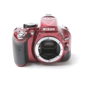 【中古】 (ニコン) Nikon D5200 ボディ レッド【中古カメラ デジタル一眼】 ランク：C