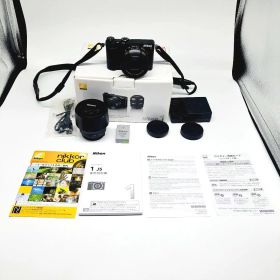 美品 Nikon NIKON 1 J5 Wズームレンズキット