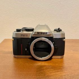 Nikon FM10 一眼レフ フィルムカメラ