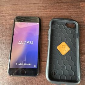 iPhone se 第二世代 64GBブラック 本体 + iFaceケース