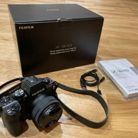 富士フイルム FUJIFILM X-S10 XC15-45mm