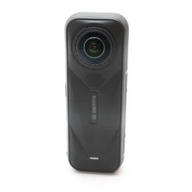 【中古】 《新同品》 Insta360 X5 CINSAAHA-X510 [ デジタルカメラ ]