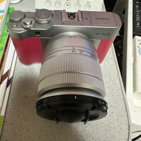 富士フイルム X-A3 ミラーレスカメラ