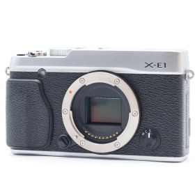 ST00031☆ほぼ新☆FUJIFILM ミラーレス一眼レフカメラ X-E1 ボディ 1630万画素 シルバー FX-X-E1S